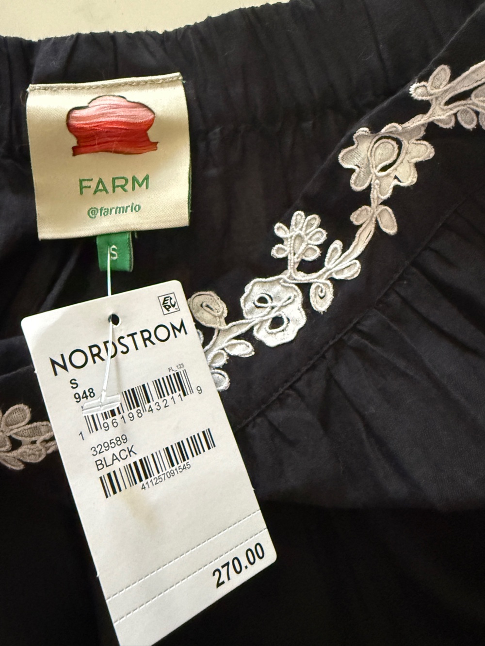 FARM Rio black tiered embroidered ruffle maxi skirt small NWT - Picture 5 of 9